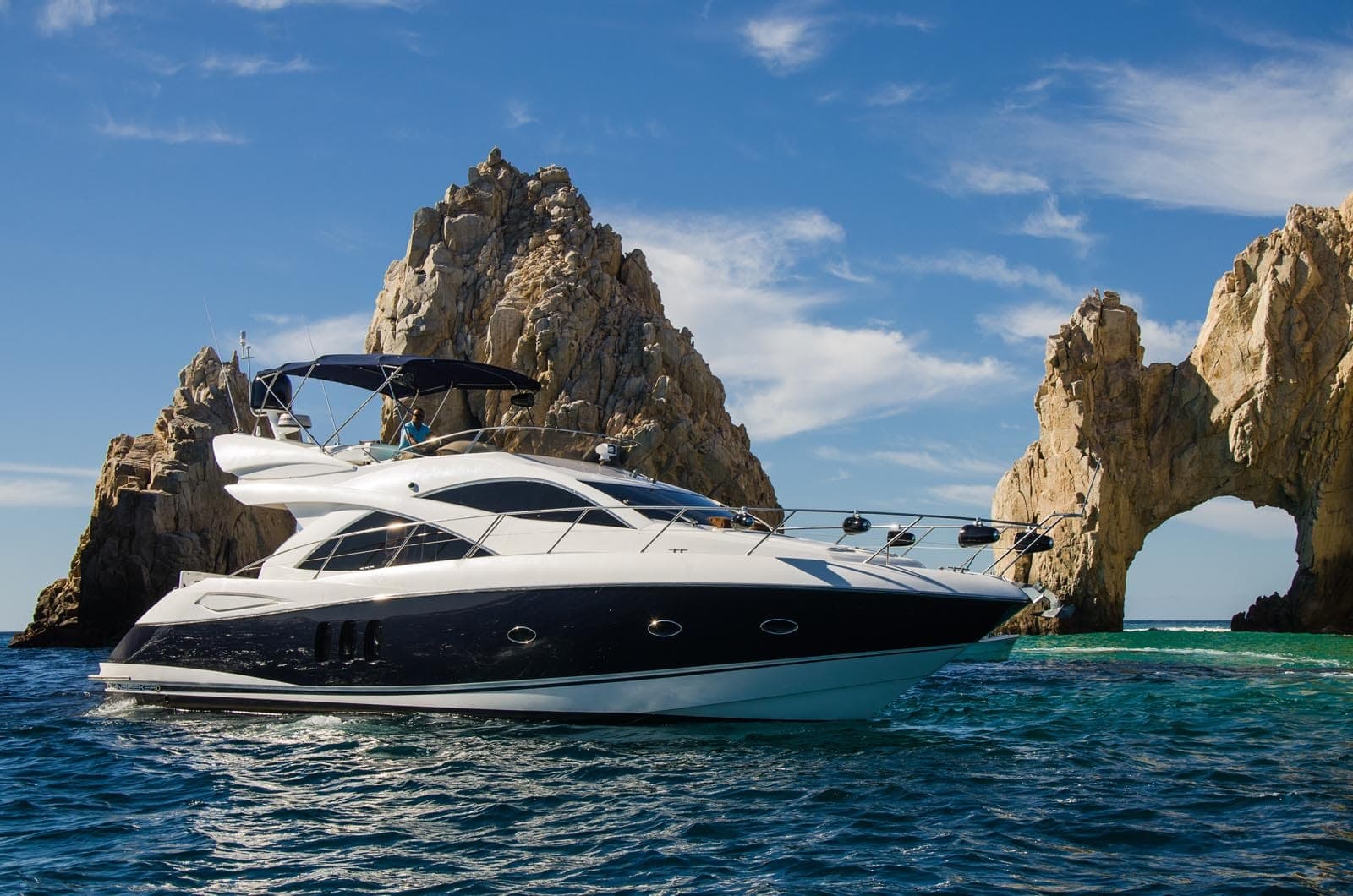 Sunseeker 60ft — yacht charter in Cabo San Lucas — photo 3