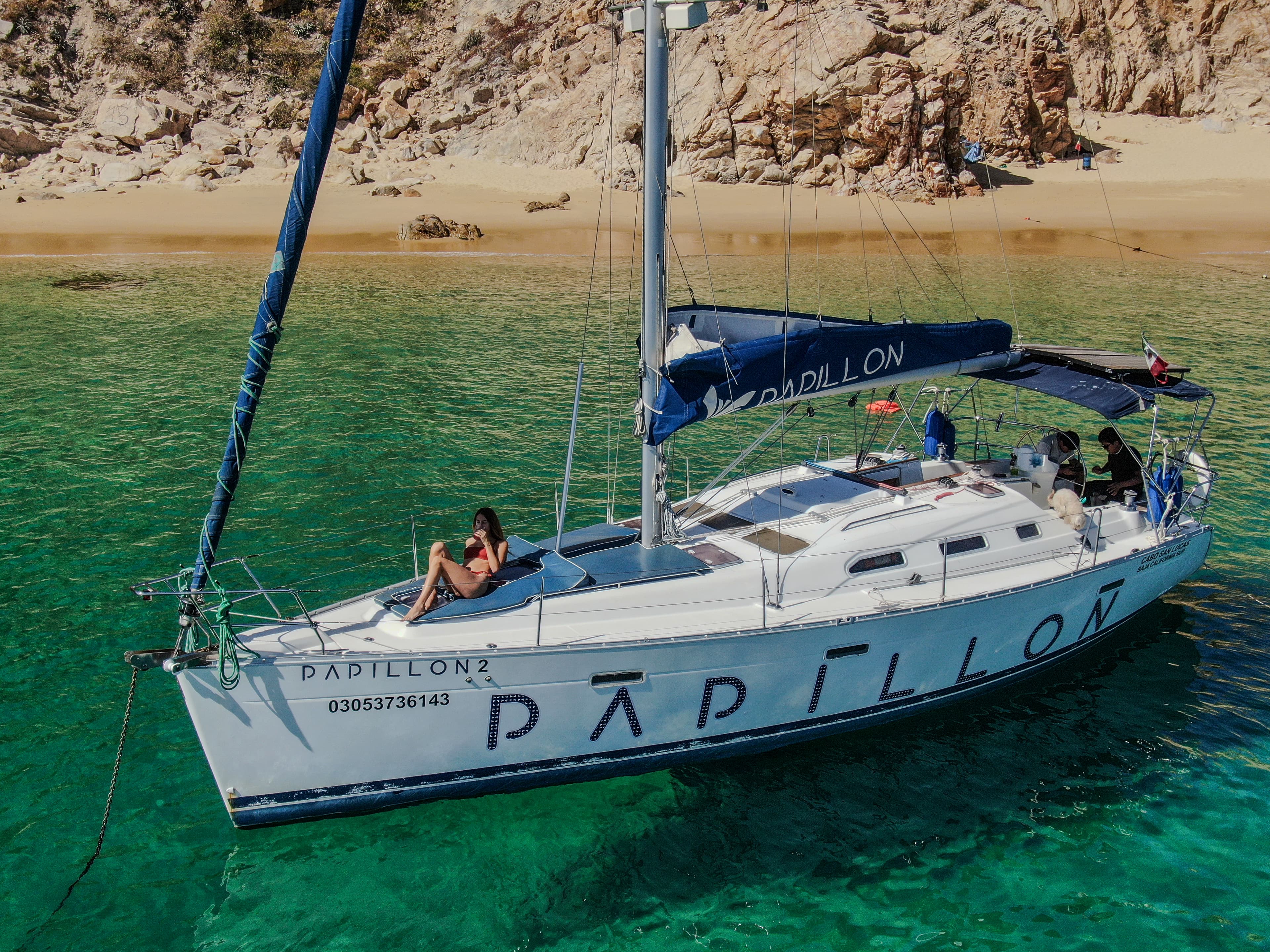 Sailboat 42ft — yacht charter in Cabo San Lucas — photo 3