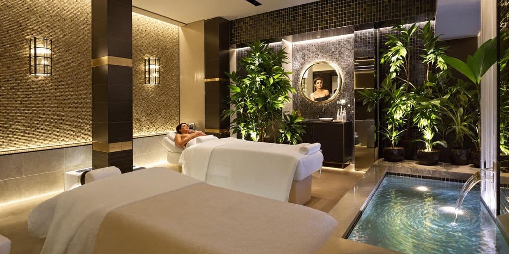 The Cape Hotel Cabo: A Stylish 2025 Stay