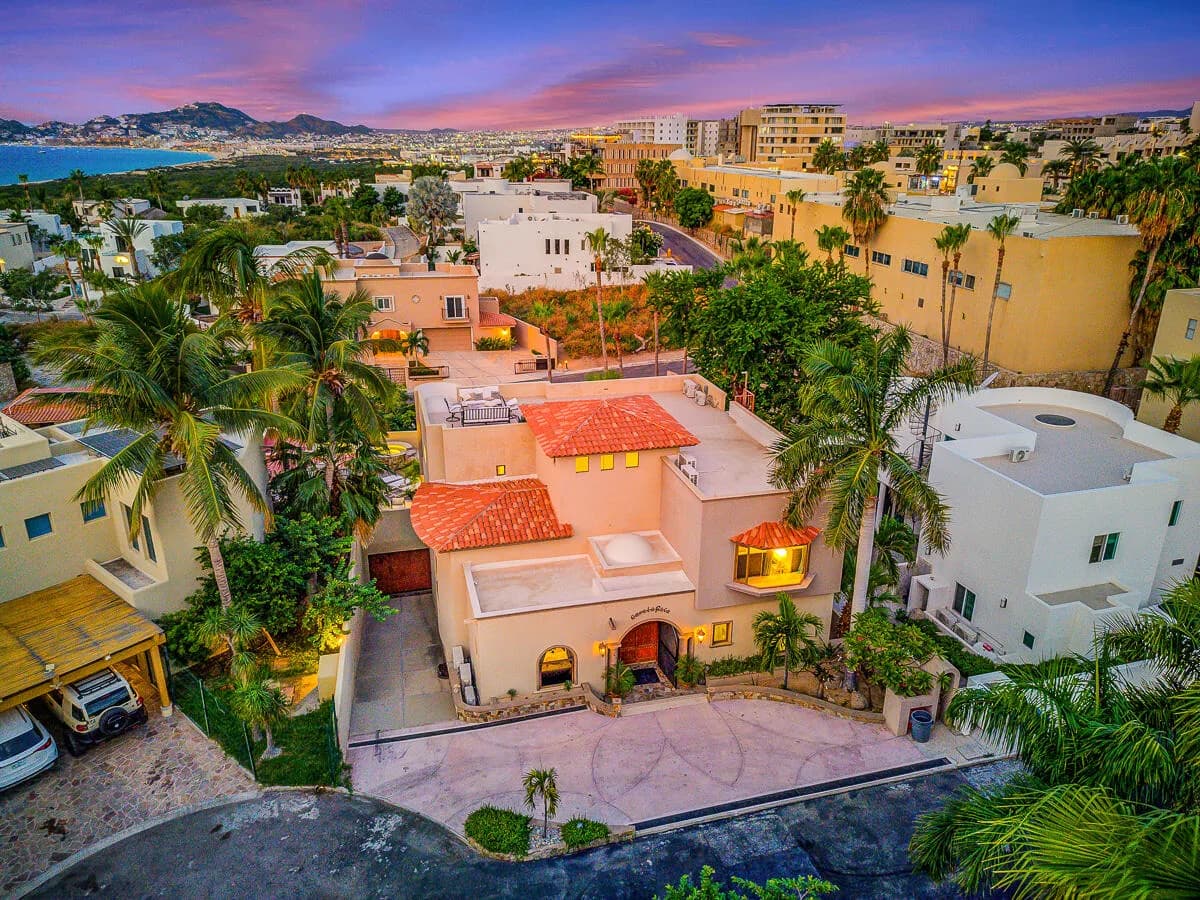 Cabo Bello gallery photo 3