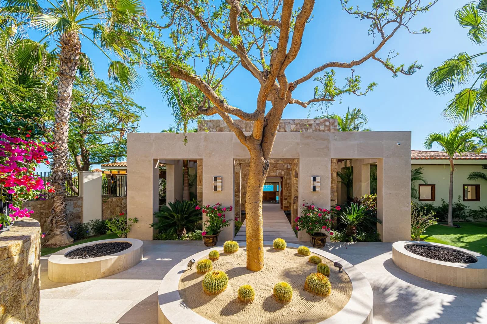 Palmilla gallery photo 8