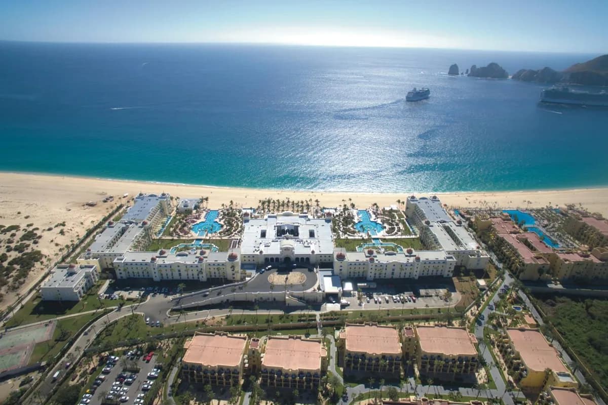 RIU Palace Cabo San Lucas, a resort in Cabo San Lucas