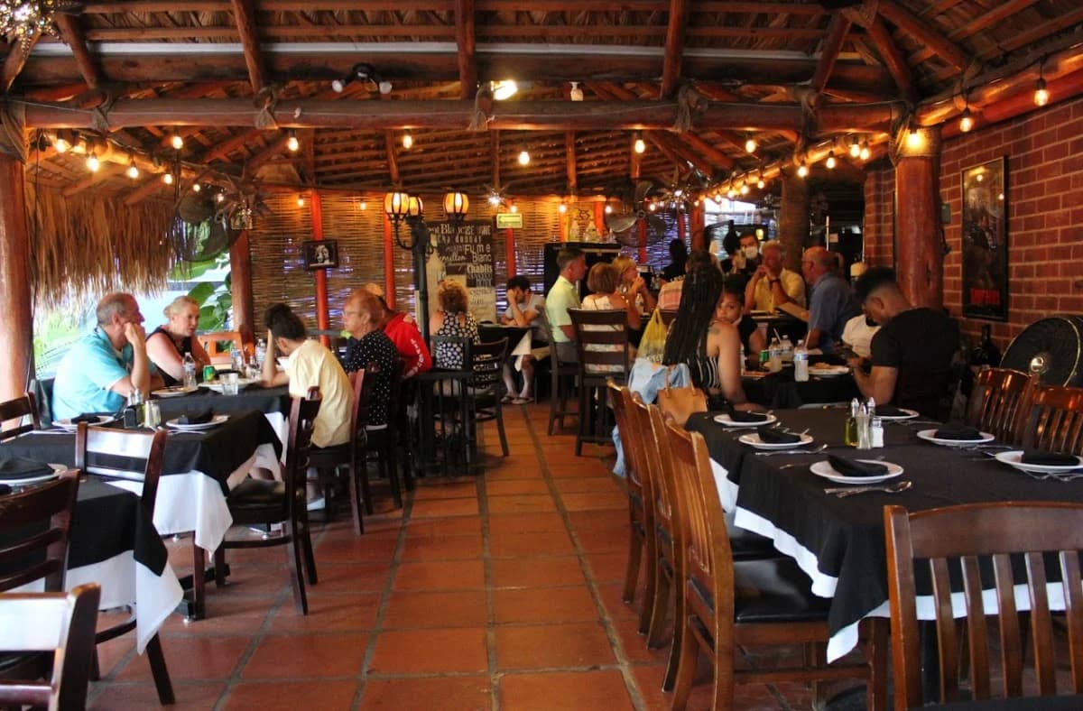 Salvatore G's - restaurant in Cabo San Lucas