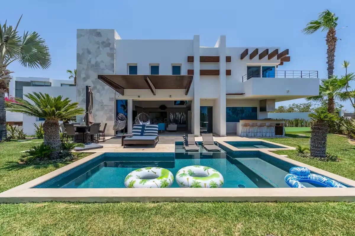 Casa de las Palmas - luxury villa rental in Cabo San Lucas