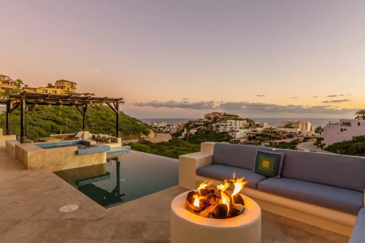 Casa Mirador — Hillside Ocean View