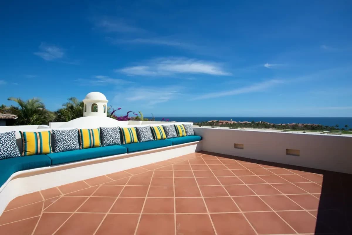 Beachfront Estate — Maravilla