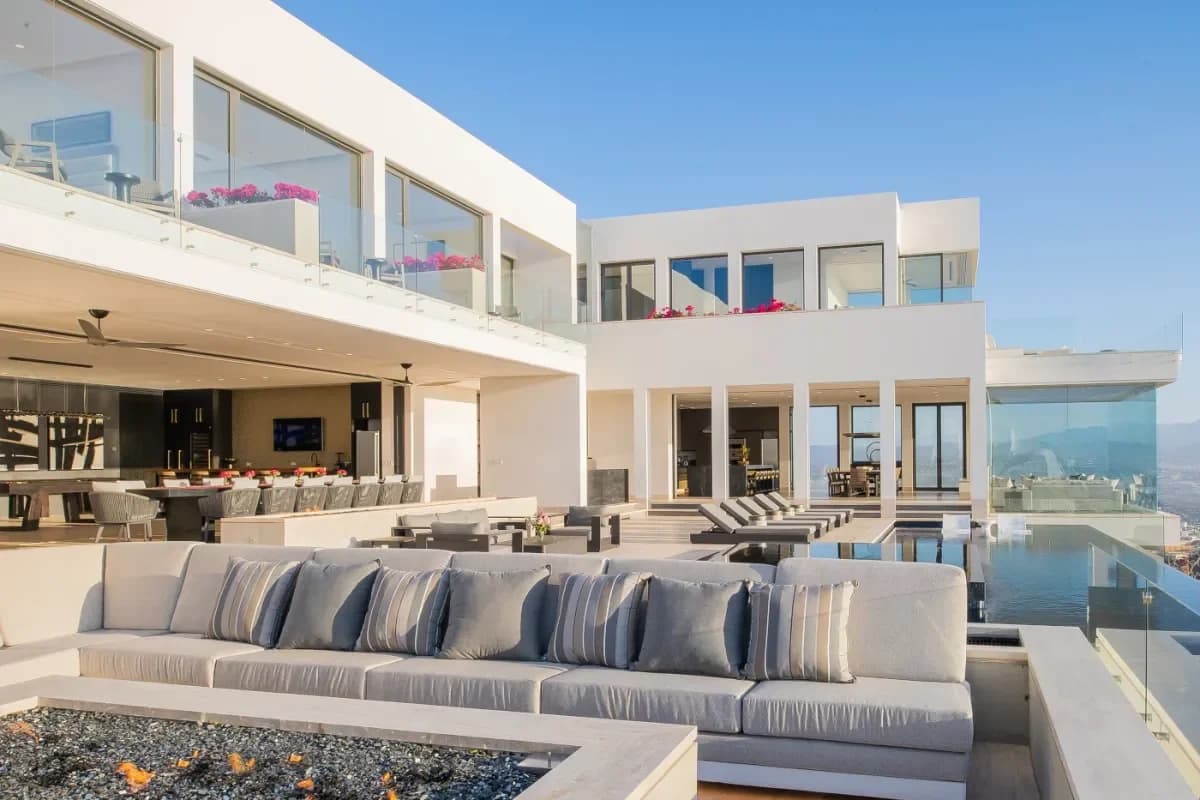Experience Unrivaled Ease: Luxury Concierge Services in Cabo San Lucas 2026