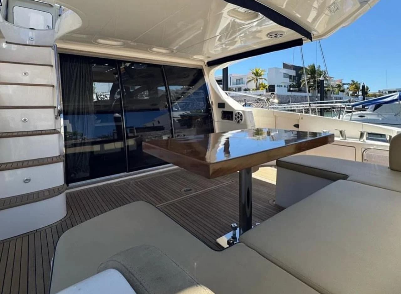 Hook Your Dream Catch: The Best Luxury Yachts for Fishing in Cabo 2026
